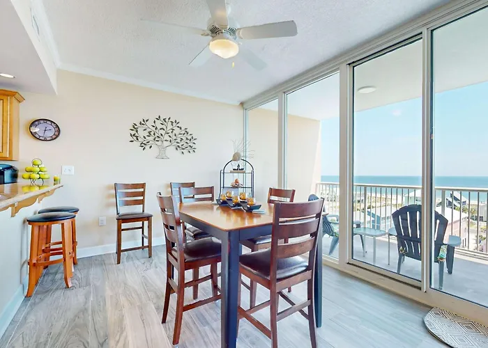Waterfront With Pool Piers & Breathtaking Balcony Views Holiday home Gulf Shores