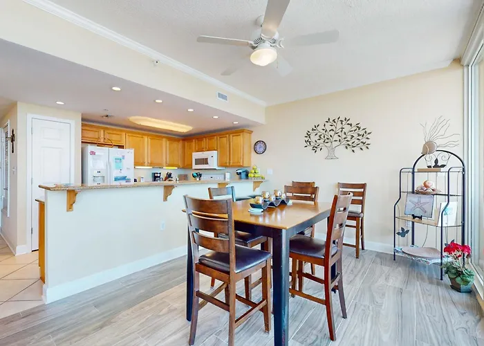 Waterfront With Pool Piers & Breathtaking Balcony Views Holiday home *