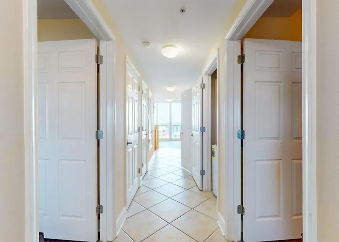 Waterfront With Pool Piers & Breathtaking Balcony Views Gulf Shores